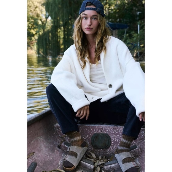 Free People Chamomile Oversized Grandpa Cardigan Ivory V-neck Button Front NWT - Picture 10 of 14